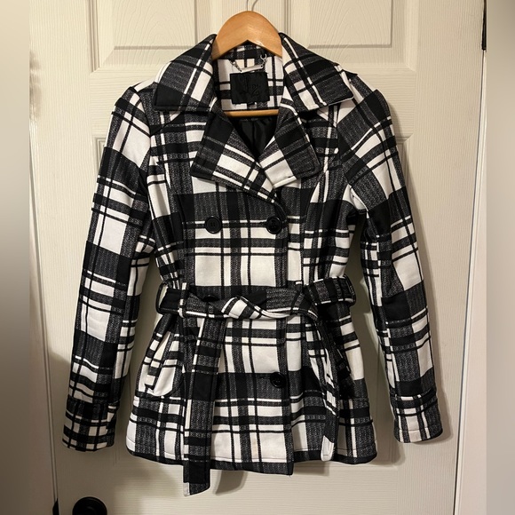 J2 Jackets & Blazers - size small plaid coat